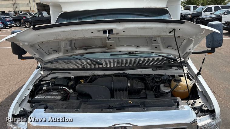 image for item EU4576 2014 Ford E450 Super duty shuttle bus