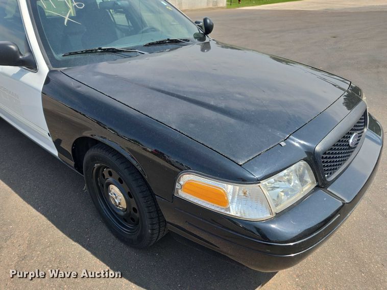 image for item EU4577 2010 Ford Crown Victoria Police Interceptor 