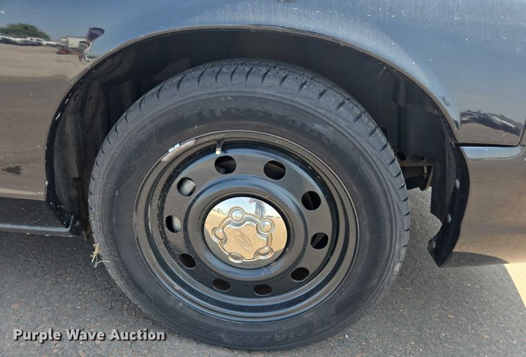 image for item EU4577 2010 Ford Crown Victoria Police Interceptor 