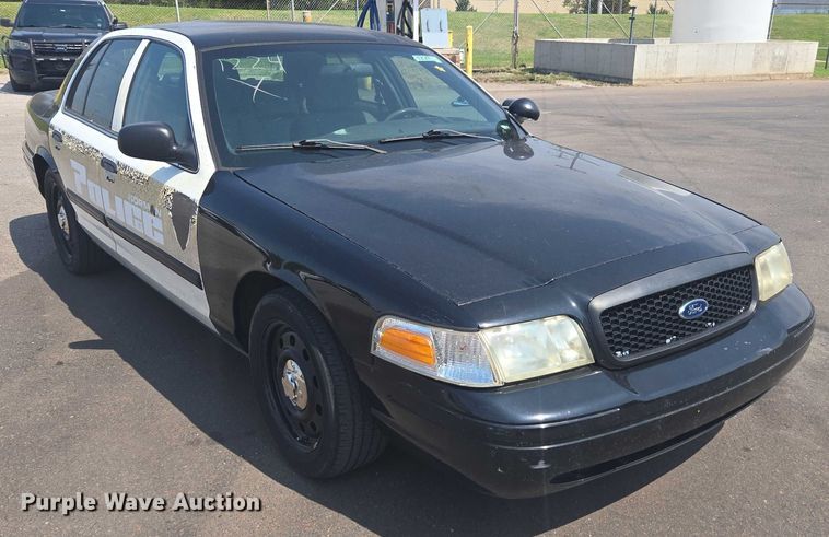 image for item EU4579 2011 Ford Crown Victoria Police interceptor 