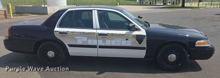 image for item EU4579 2011 Ford Crown Victoria Police interceptor 