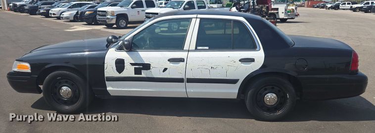 image for item EU4579 2011 Ford Crown Victoria Police interceptor 