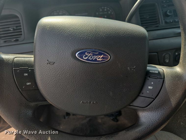 image for item EU4579 2011 Ford Crown Victoria Police interceptor 