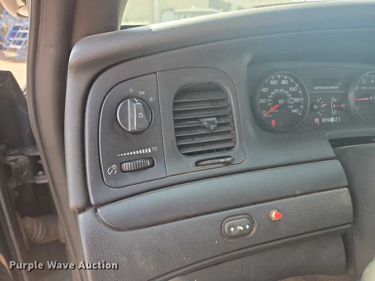 image for item EU4579 2011 Ford Crown Victoria Police interceptor 