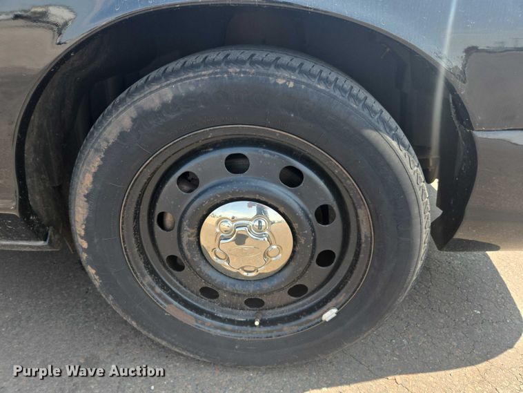 image for item EU4579 2011 Ford Crown Victoria Police interceptor 