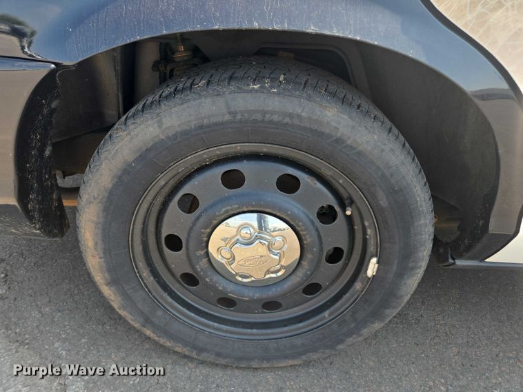 image for item EU4579 2011 Ford Crown Victoria Police interceptor 