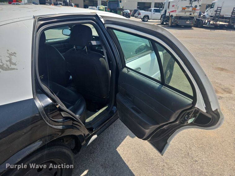 image for item EU4580 2009 Ford Crown Victoria Police Inceptor  