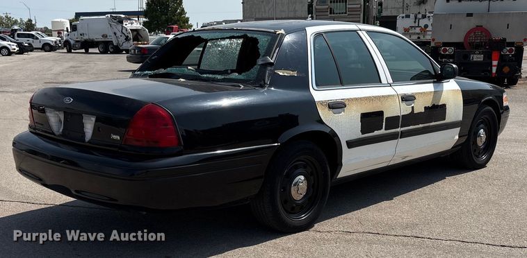 image for item EU4581 2011 Ford Crown Victoria Police Interceptor 