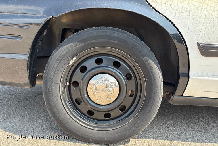 image for item EU4581 2011 Ford Crown Victoria Police Interceptor 