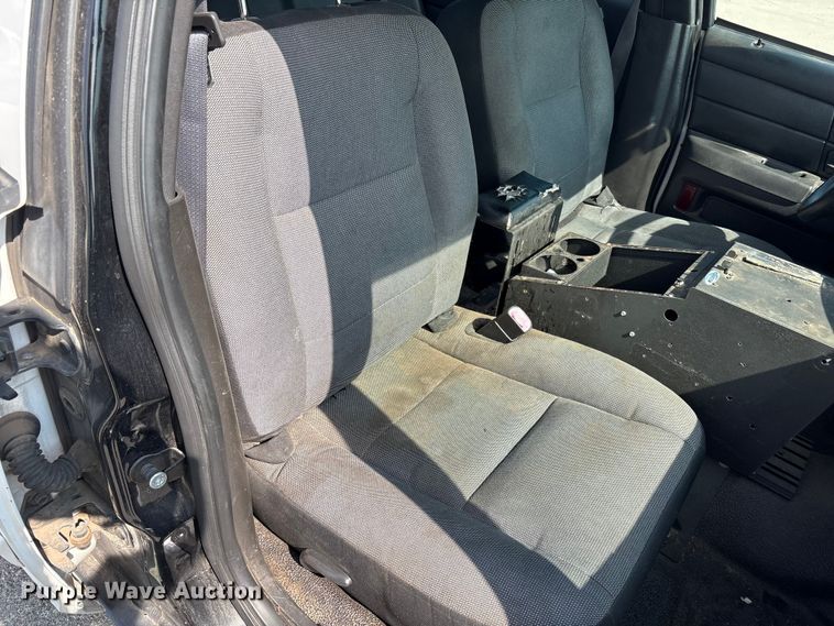 image for item EU4587 2009 Ford Crown Victoria Police interceptor 