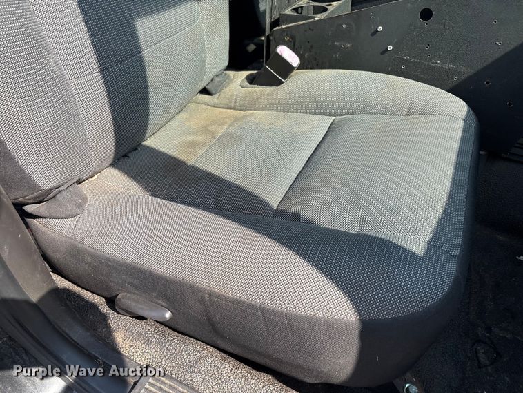 image for item EU4587 2009 Ford Crown Victoria Police interceptor 