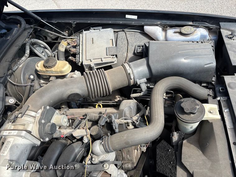 image for item EU4587 2009 Ford Crown Victoria Police interceptor 