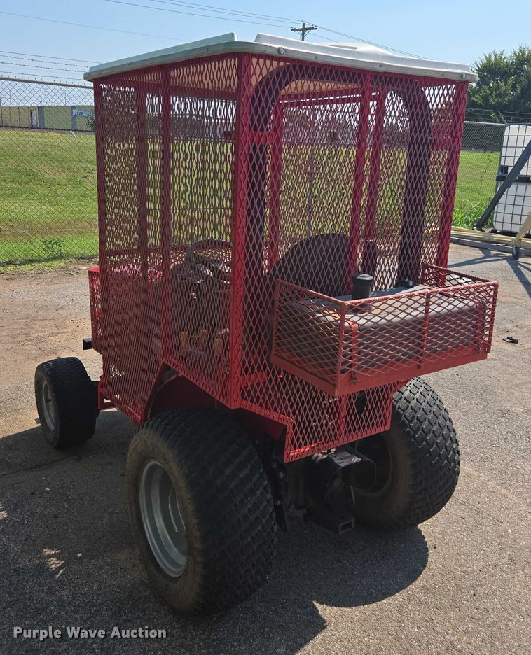 image for item EU4591 Mahendra eMax 22L MFWD tractor