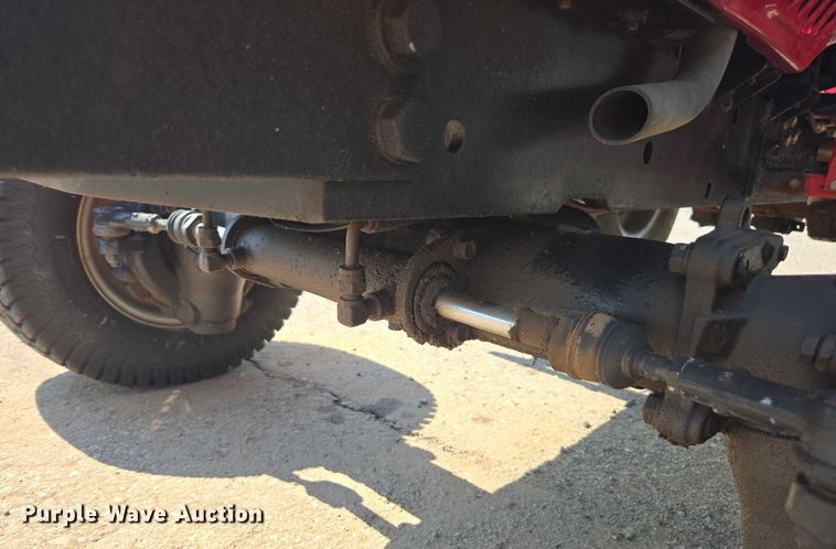 image for item EU4591 Mahendra eMax 22L MFWD tractor