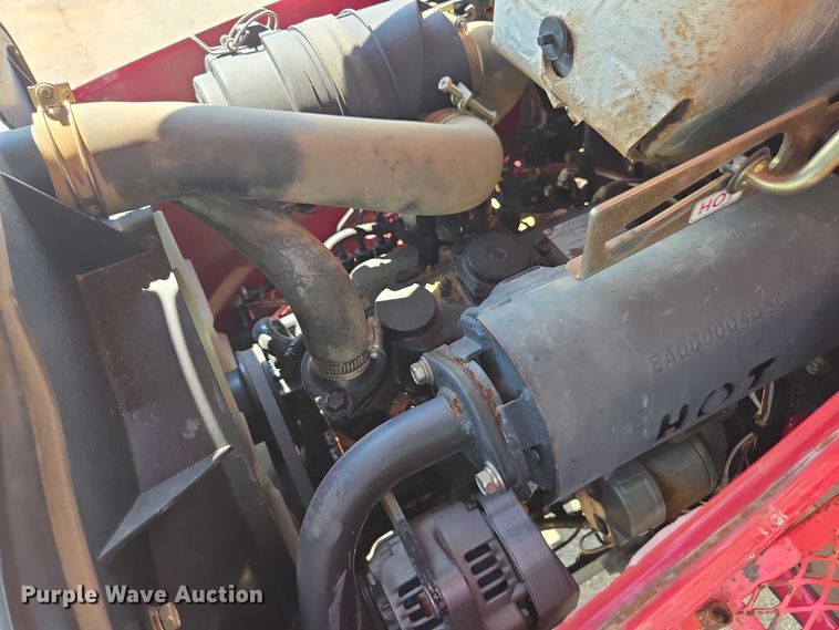 image for item EU4591 Mahendra eMax 22L MFWD tractor