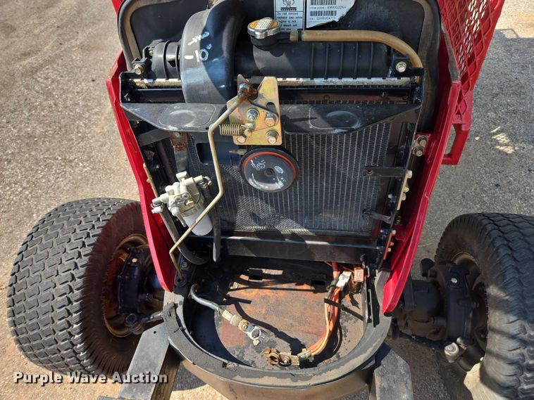 image for item EU4591 Mahendra eMax 22L MFWD tractor