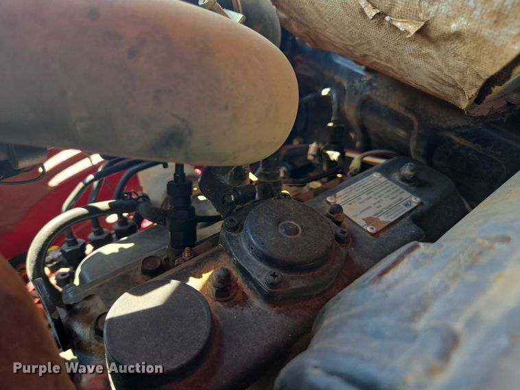 image for item EU4591 Mahendra eMax 22L MFWD tractor