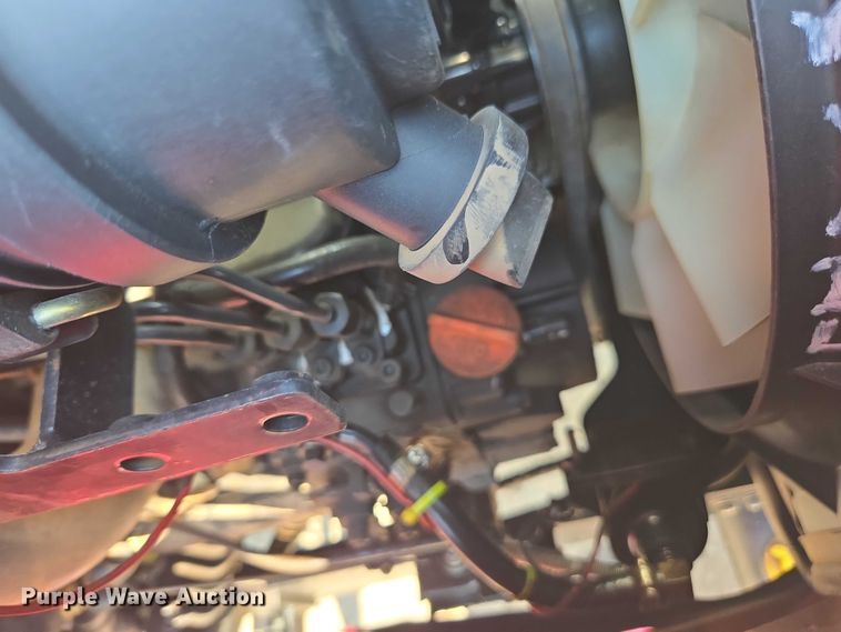 image for item EU4591 Mahendra eMax 22L MFWD tractor