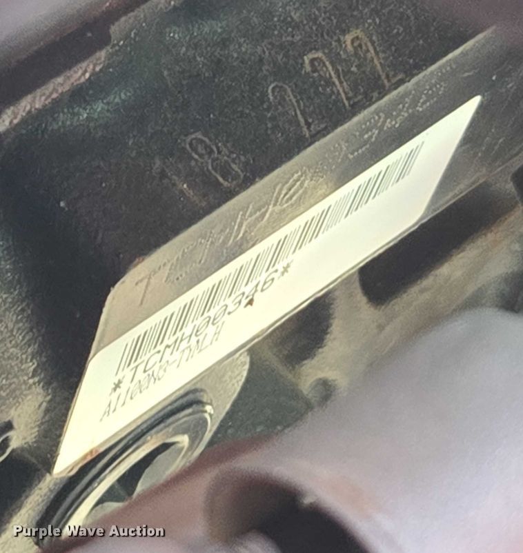 image for item EU4591 Mahendra eMax 22L MFWD tractor