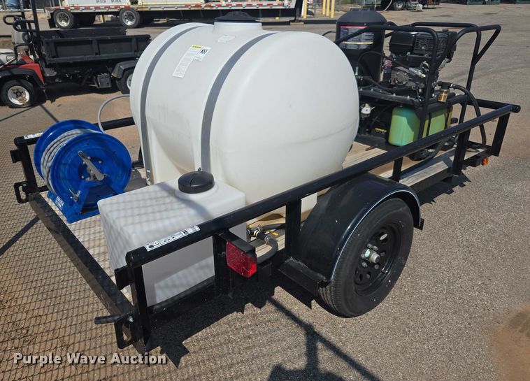 image for item EU4592 2023 Top Hat pressure washing trailer