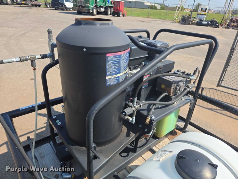 image for item EU4592 2023 Top Hat pressure washing trailer