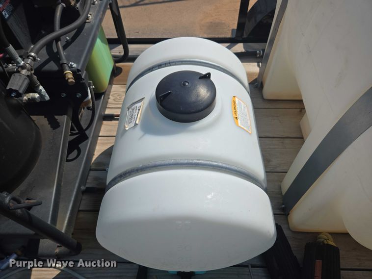 image for item EU4592 2023 Top Hat pressure washing trailer