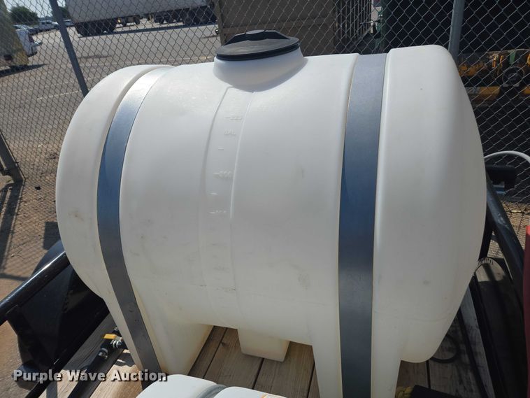 image for item EU4592 2023 Top Hat pressure washing trailer