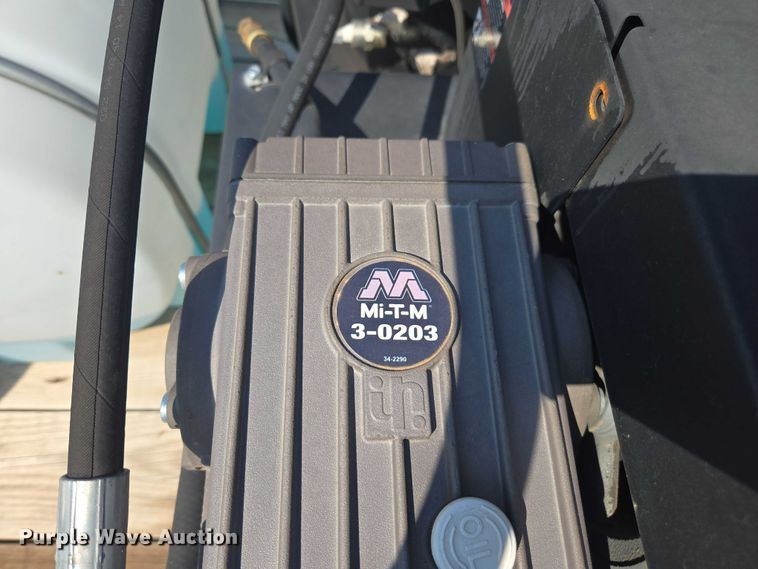 image for item EU4592 2023 Top Hat pressure washing trailer