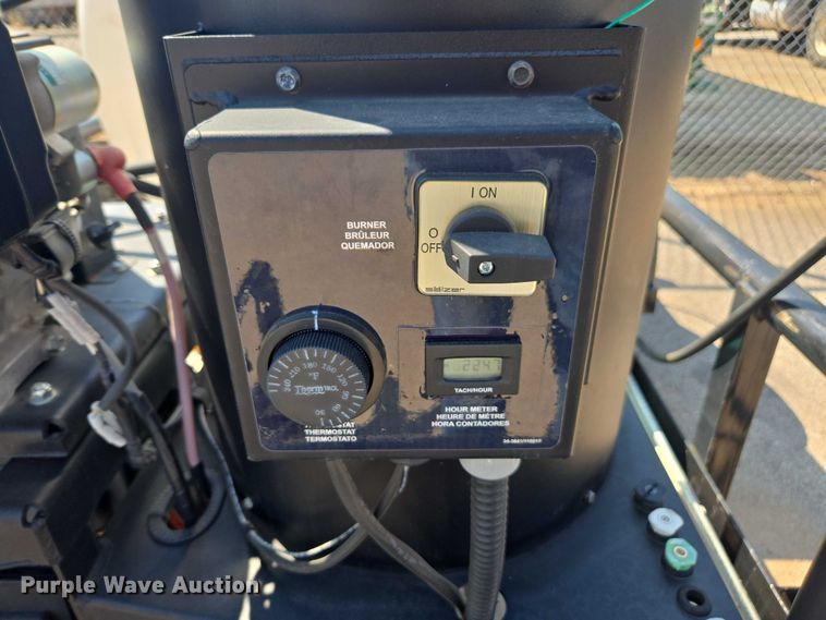 image for item EU4592 2023 Top Hat pressure washing trailer