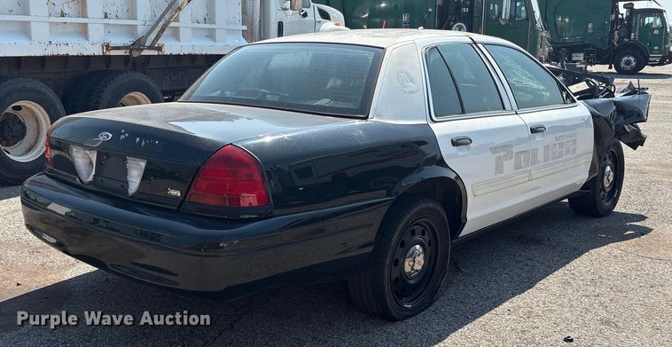 image for item EU4596 2010 Ford Crown Victoria Police Interceptor 