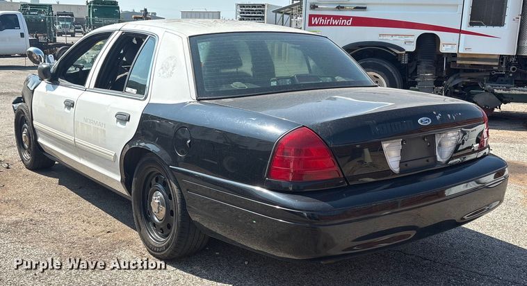 image for item EU4596 2010 Ford Crown Victoria Police Interceptor 