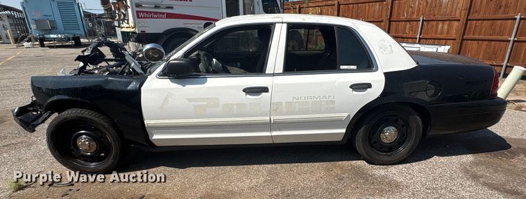 image for item EU4596 2010 Ford Crown Victoria Police Interceptor 