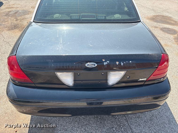 image for item EU4596 2010 Ford Crown Victoria Police Interceptor 