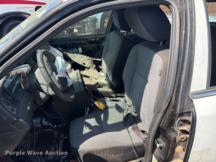 image for item EU4596 2010 Ford Crown Victoria Police Interceptor 