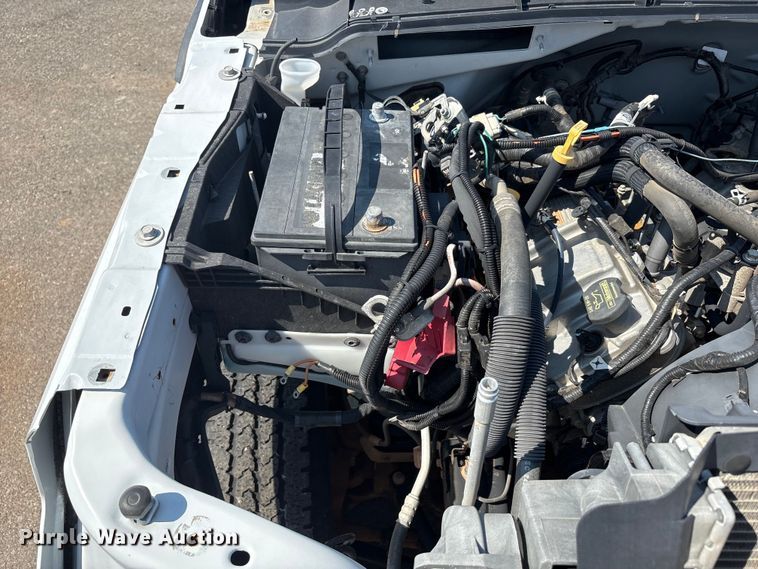 image for item EU4598 2012 Ford F250 Super Duty truck cab and chassis