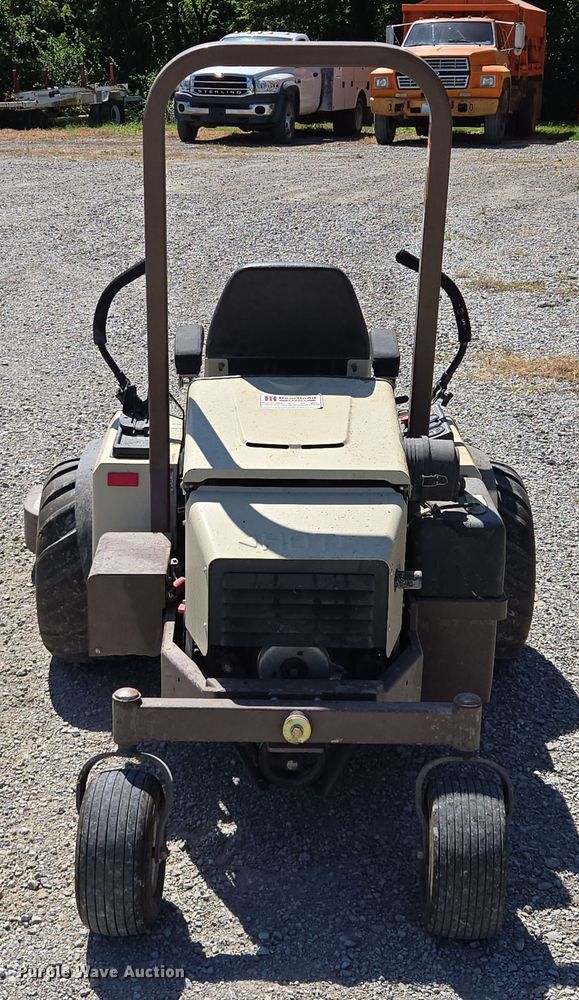 image for item EV1685 2022 Grasshopper 932G3 ZTR lawn mower