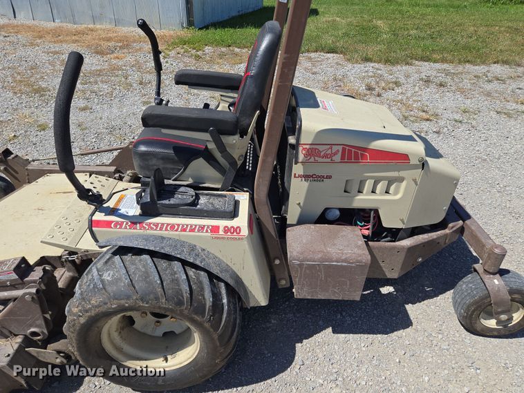 image for item EV1685 2022 Grasshopper 932G3 ZTR lawn mower