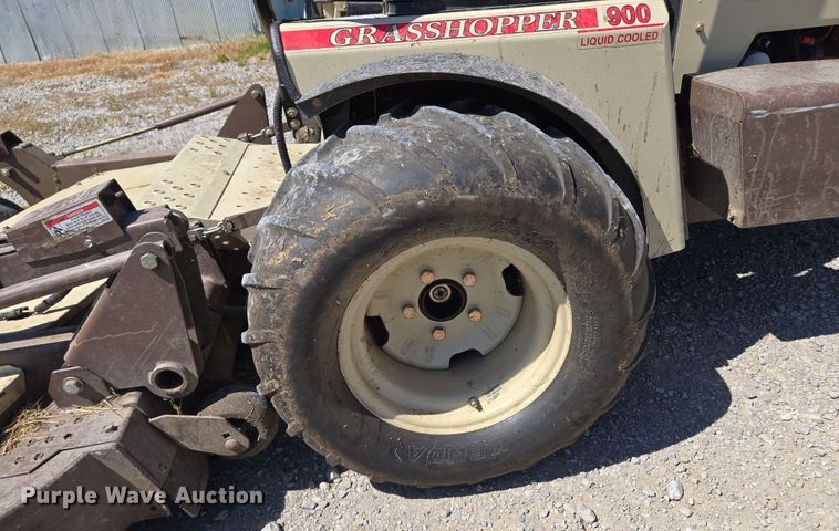 image for item EV1685 2022 Grasshopper 932G3 ZTR lawn mower