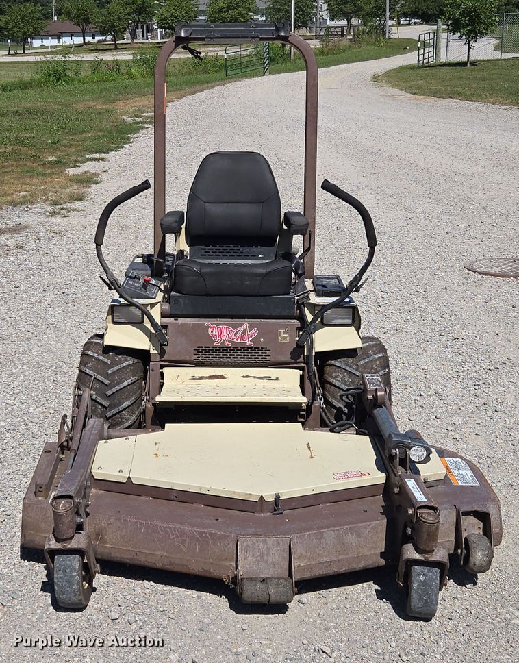 image for item EV1686 2016 Grasshopper 729BT6 ZTR lawn mower