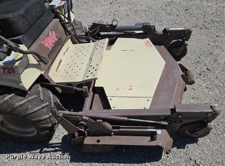 image for item EV1686 2016 Grasshopper 729BT6 ZTR lawn mower