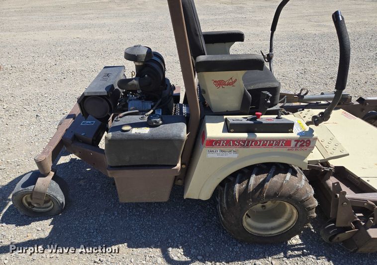 image for item EV1686 2016 Grasshopper 729BT6 ZTR lawn mower