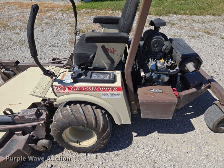 image for item EV1686 2016 Grasshopper 729BT6 ZTR lawn mower