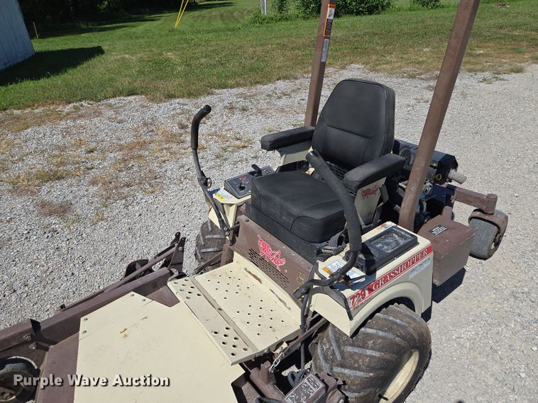 image for item EV1686 2016 Grasshopper 729BT6 ZTR lawn mower