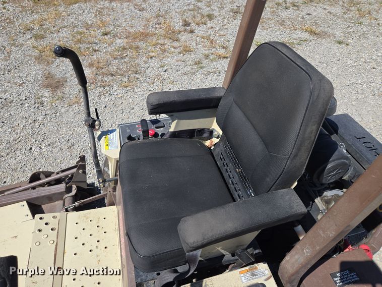 image for item EV1686 2016 Grasshopper 729BT6 ZTR lawn mower