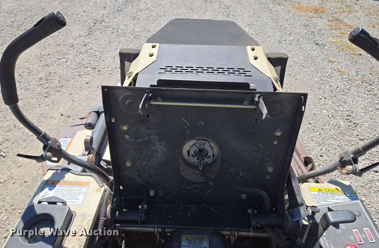 image for item EV1686 2016 Grasshopper 729BT6 ZTR lawn mower