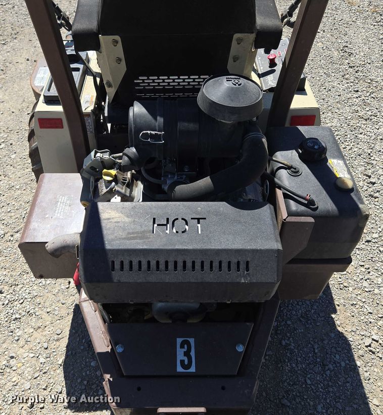 image for item EV1686 2016 Grasshopper 729BT6 ZTR lawn mower