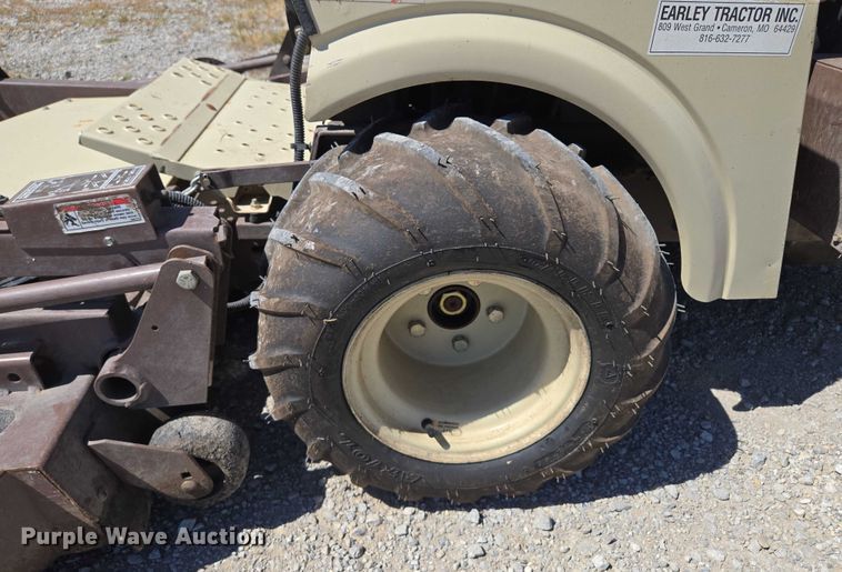 image for item EV1686 2016 Grasshopper 729BT6 ZTR lawn mower