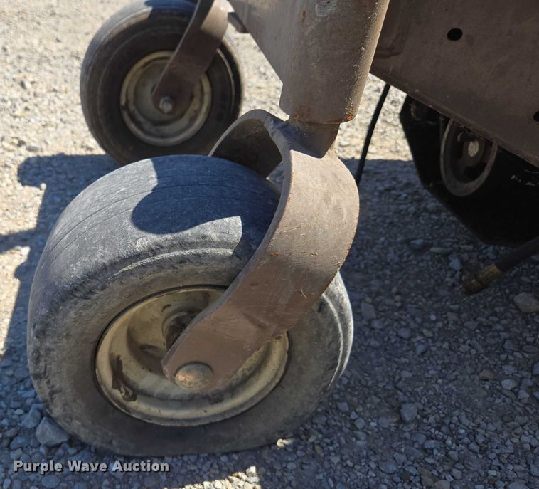 image for item EV1686 2016 Grasshopper 729BT6 ZTR lawn mower