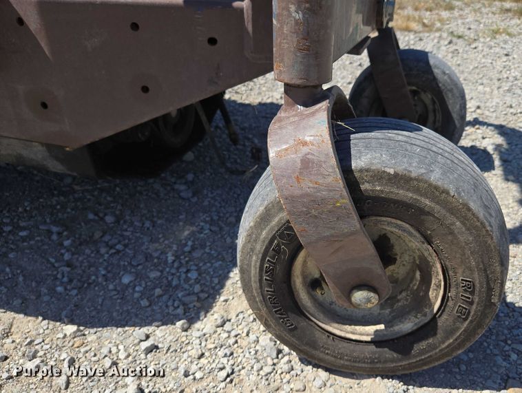 image for item EV1686 2016 Grasshopper 729BT6 ZTR lawn mower