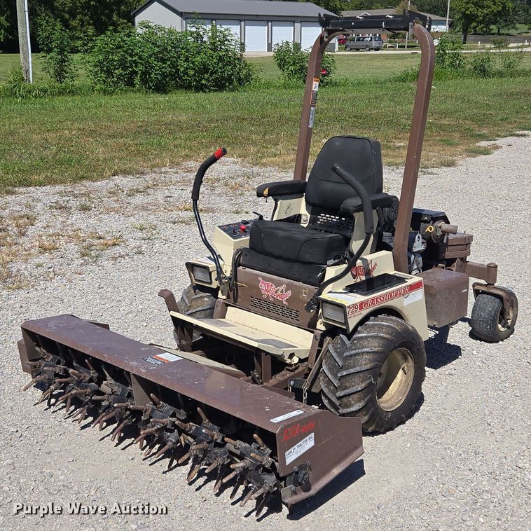 image for item EV1687 2010 Grasshopper 729BT6 ZTR lawn mower